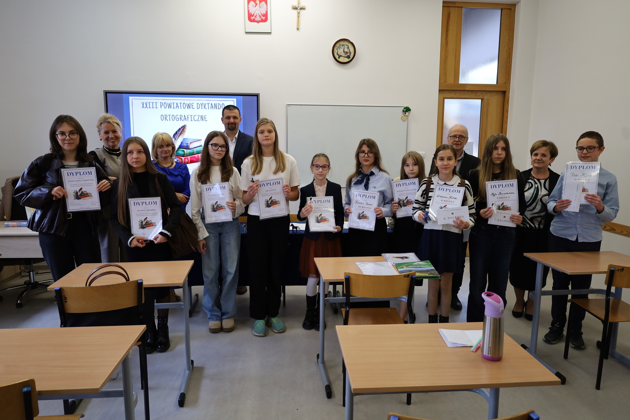 Obraz przedstawiający XXIII Powiatowe Dyktando Ortograficzne