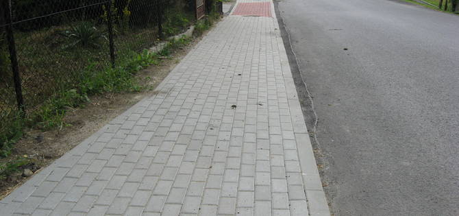 obraz na stronie Budowa chodnika w miejscowości Kurów