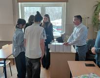 Obraz przedstawiający XXV edycja Ogólnopolskiego Konkursu „Poznajemy Parki Krajobrazowe Polski” w Gminie Stryszawa