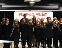 Obraz przedstawiający IV Festiwal Pieśni Patriotycznej