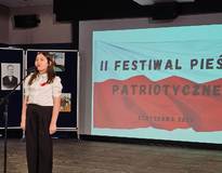 Obraz przedstawiający II Festiwal Pieśni Patriotycznej