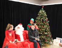 Obraz przedstawiający Spotkanie ze Świętym Mikołajem