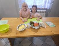 Obraz przedstawiający Przytulna jesień w Hucisku i Pewelce rozpoczęta dyniowym akcentem
