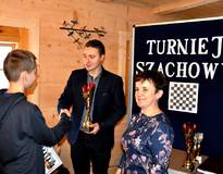 Obraz przedstawiający Gminny Turniej Szachowy