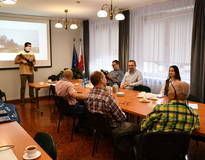 Obraz przedstawiający Szkolenia z zakresu ochrony ludności i obrany cywilnej dla pracowników JST, sołtysów, OSP oraz KGW