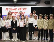 Obraz przedstawiający IV Festiwal Pieśni Patriotycznej