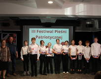 Obraz przedstawiający III Festiwal Pieśni Patriotycznej
