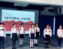 Obraz przedstawiający Festiwal Pieśni Patriotycznej