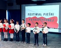 Obraz przedstawiający Festiwal Pieśni Patriotycznej