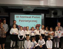 Obraz przedstawiający III Festiwal Pieśni Patriotycznej