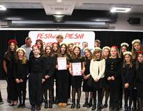 Obraz przedstawiający IV Festiwal Pieśni Patriotycznej